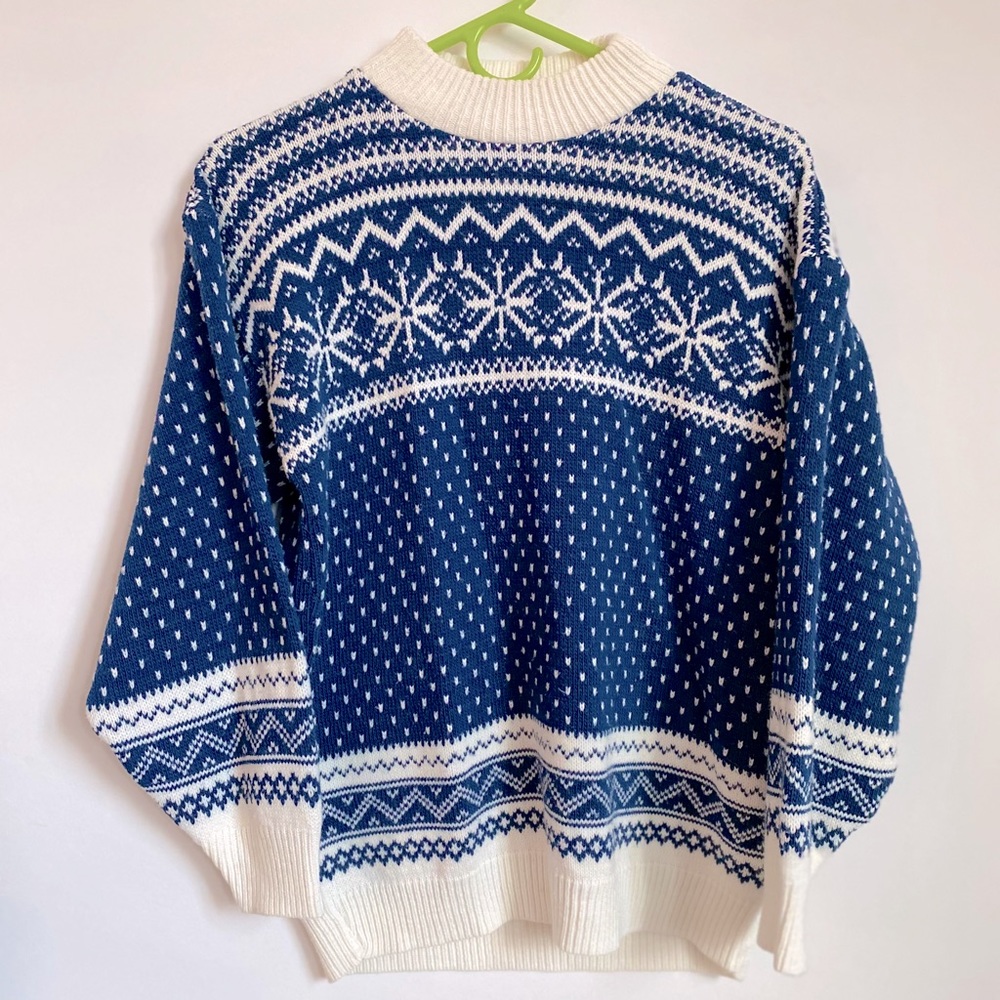Vintage Navy Knit Pullover Sweater